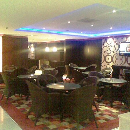 Crom Express Airport Hotel - Jeddah Exterior foto